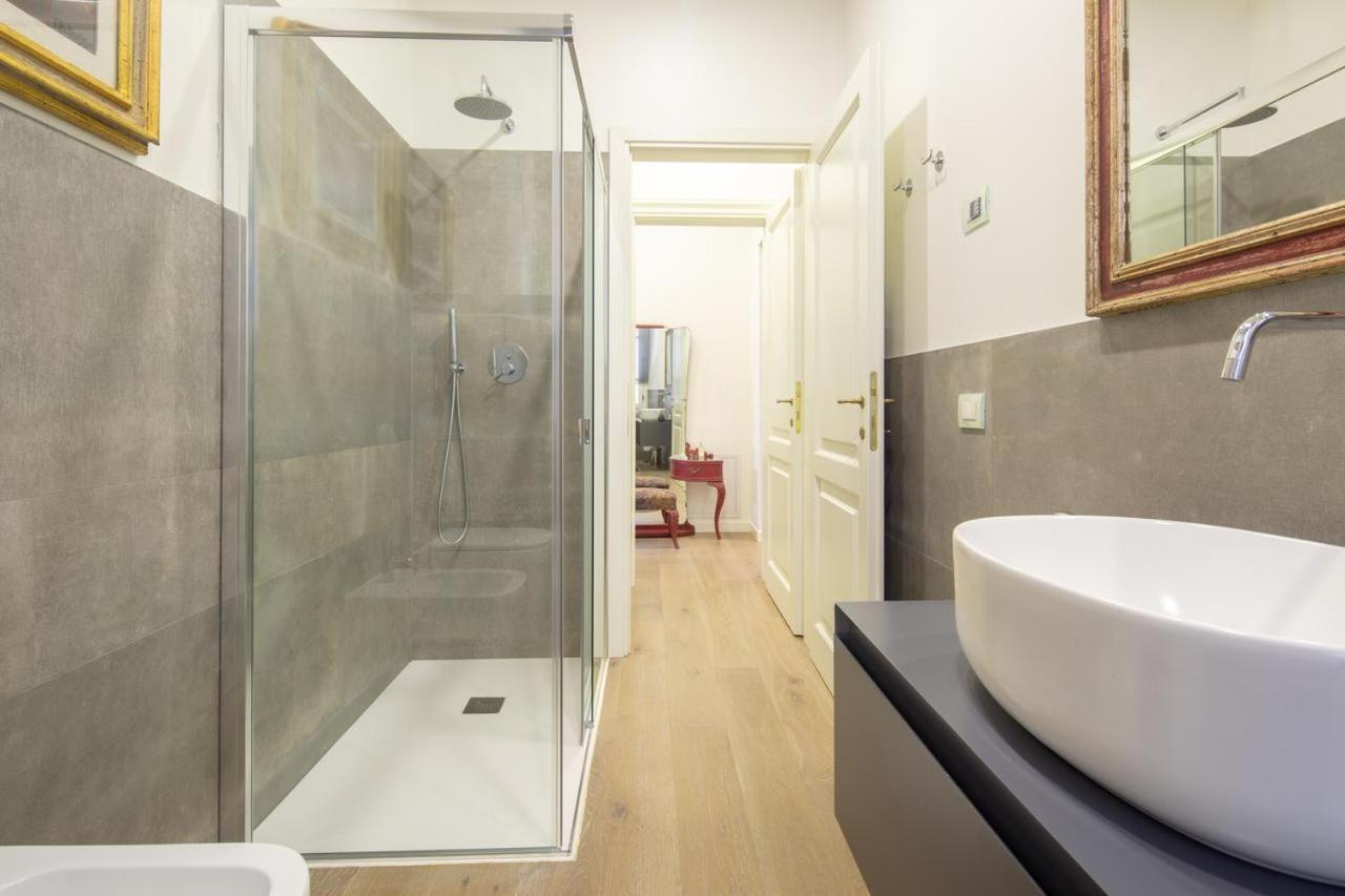 Stunning & Luxurious 1Br Apt 1 Min Walk By Duomo Florenz Exterior foto