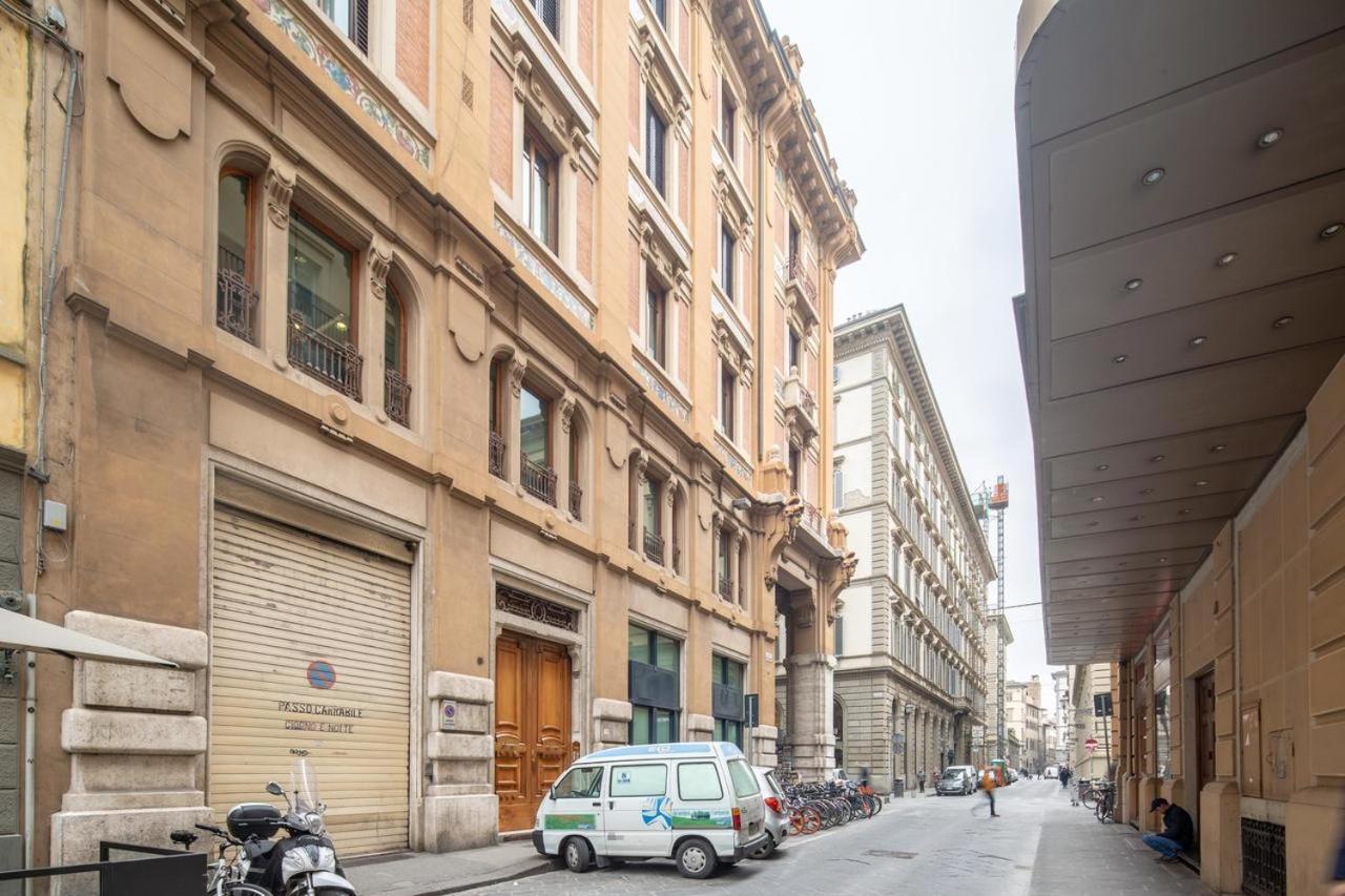 Stunning & Luxurious 1Br Apt 1 Min Walk By Duomo Florenz Exterior foto